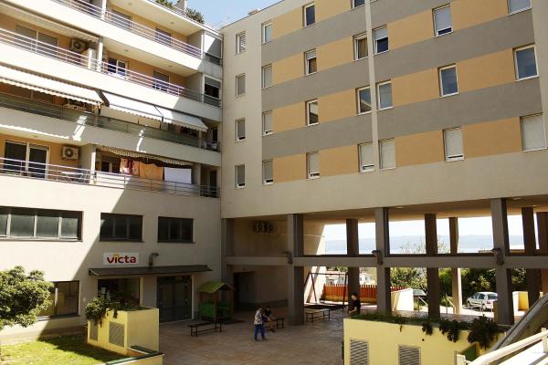 En la foto se muestra el objeto Apartments with a parking space Split - 15964 ubicado en la ciudad de Split.