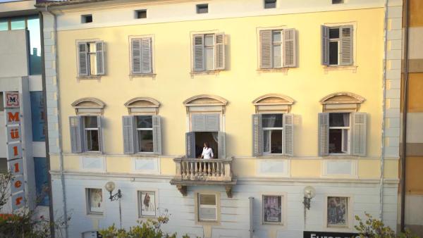 A la foto es mostra l'objecte Apartments with WiFi Pula - 15986 situat a la ciutat de Pula.