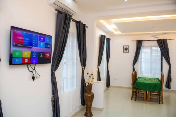 William Ofori-Atta Fie, Accra