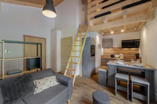 The photo shows the Perle de savoie - Apt C706 - BO Immobilier - Châtel -remises sur les forfaits de skis Châtel ou Portes du soleil located in the city of Châtel.