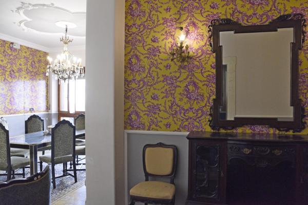 A la foto es mostra l'objecte Barocco al centro situat a la ciutat de Catània.