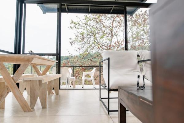 På bilden syns objektet Casa Del Sol - Luxury Villa som ligger i staden Haragama.