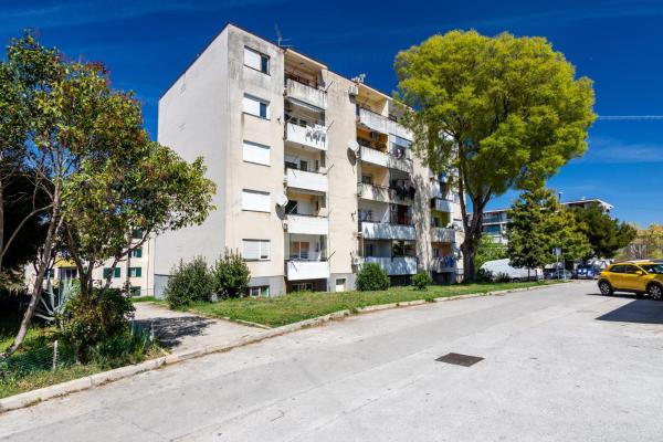 A la foto es mostra l'objecte Apartments with WiFi Pula - 19493 situat a la ciutat de Pula.