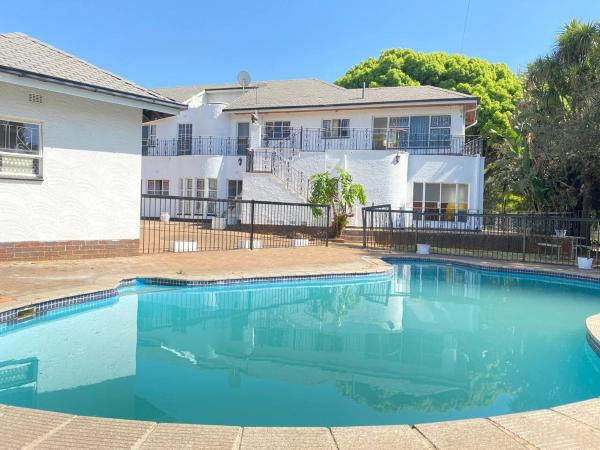 A la foto es mostra l'objecte CHIC Guest House & Solar system accommodations situat a la ciutat de Germiston.
