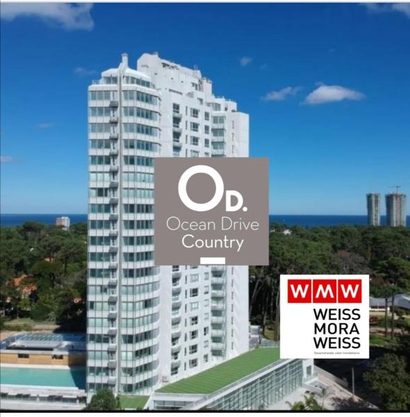 Apto En Punta Del Este Con Piscina Climatizada!! - Uruguay