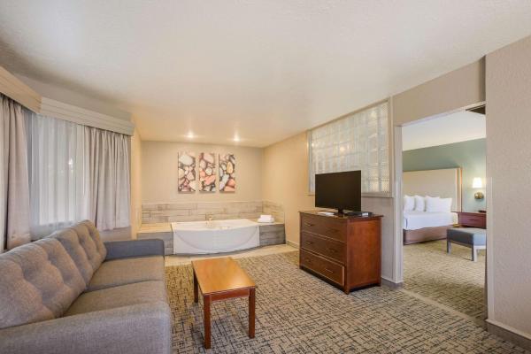 Best Western Harbour Pointe Lakefront - St. Ignace