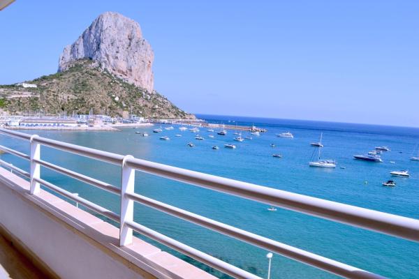 A la foto es mostra l'objecte Firstline apartment RUBINO Arenal-Bol Calpe situat a la ciutat de Calp.