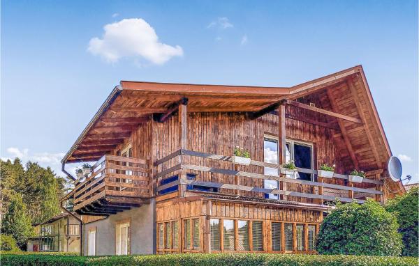 På billedet ses objektet 5 Bedroom Pet Friendly Home In Rowy beliggende i byen Rowy.