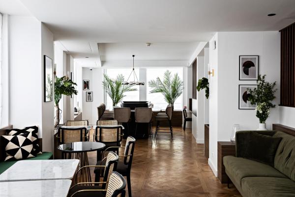 A la foto es mostra l'objecte Holiday Inn Paris Palais de l'Elysée by IHG situat a la ciutat de París.