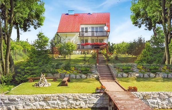 På bildet vises objektet Holiday Home Dzwierzuty Saplaty Iii som ligger i byen Rusek Wielki.
