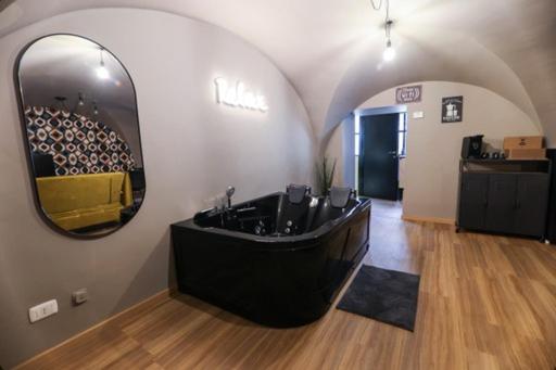 A la foto es mostra l'objecte LOFT ATENEO situat a la ciutat de Bari.