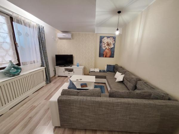 En la foto se muestra el objeto Morii Lake Special Apartment ubicado en la ciudad de Bucarest.