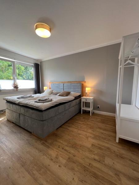 The photo shows the Goethestrasse Appartements located in the city of Hameln.