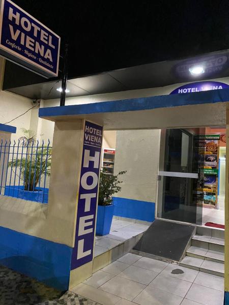 A la foto es mostra l'objecte Hotel Viena situat a la ciutat de Manaus.