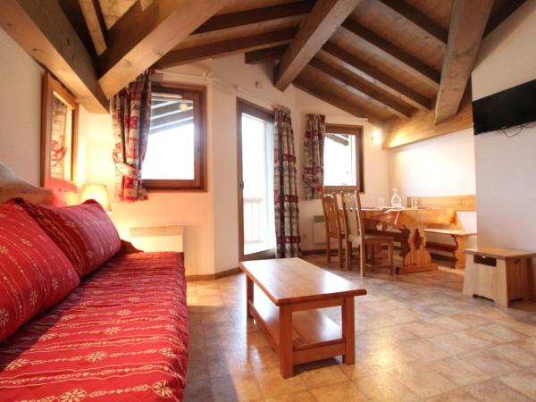 A la foto es mostra l'objecte Appartement 4 pers à Val Cenis, au pied des pistes, parking, WIFI et balcon - FR-1-508-145 situat a la ciutat de Lanslevillard.
