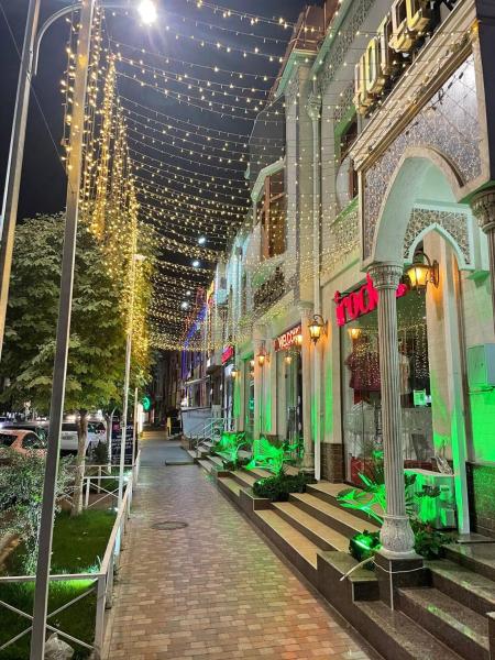 Auf dem Foto ist das Objekt Hotel plus 1 in der Stadt Samarkand zu sehen.