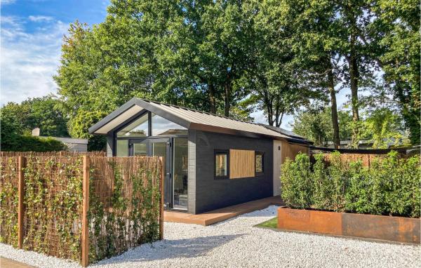 A la foto es mostra l'objecte Awesome Home In Putten With Wifi situat a la ciutat de Putten.