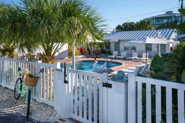 The Bungalows - Treasure Island, FL