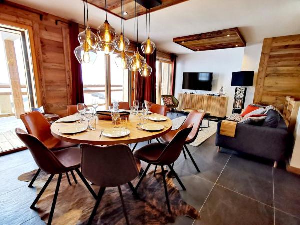 A la foto es mostra l'objecte Exceptionnel duplex avec vue panoramique, terrasse et garage aux Gets - FR-1-598-36 situat a la ciutat de Les Gets.