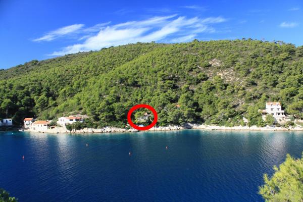 Na zdjęciu widoczny jest obiekt Secluded fisherman's cottage Cove Stoncica, Vis - 8894 położony w mieście Kut.