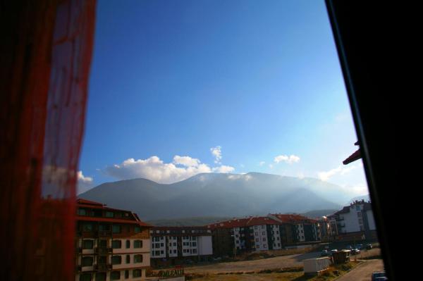 A la foto es mostra l'objecte Nevena Apartments situat a la ciutat de Bansko.