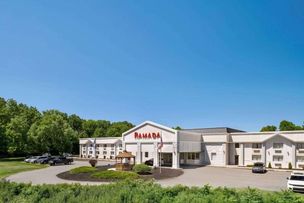 Na fotografii je vidět objekt Ramada by Wyndham Allentown Bethlehem nacházející se ve městě Northampton.