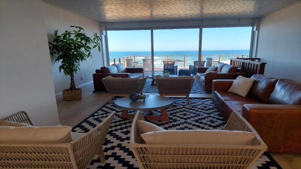 På bilden syns objektet Lambertsbay Beachfront som ligger i staden Lambertʼs Bay.