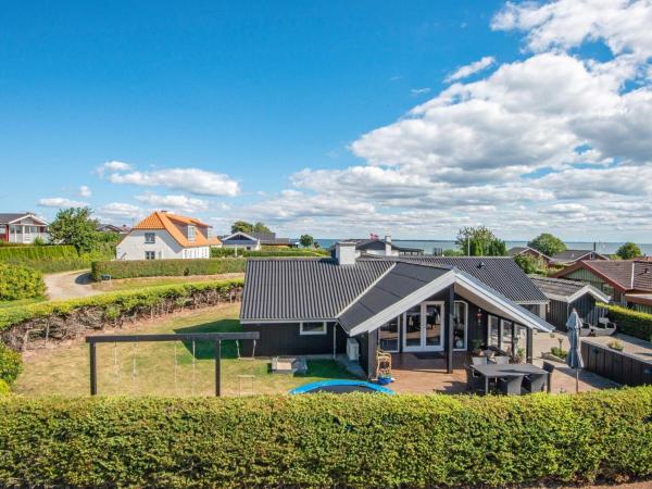 Auf dem Foto ist das Objekt 7 person holiday home in Hejls-By Traum in der Stadt Hejls zu sehen.