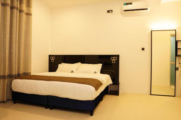 Foto 2: MOONSHELL RESIDENCE