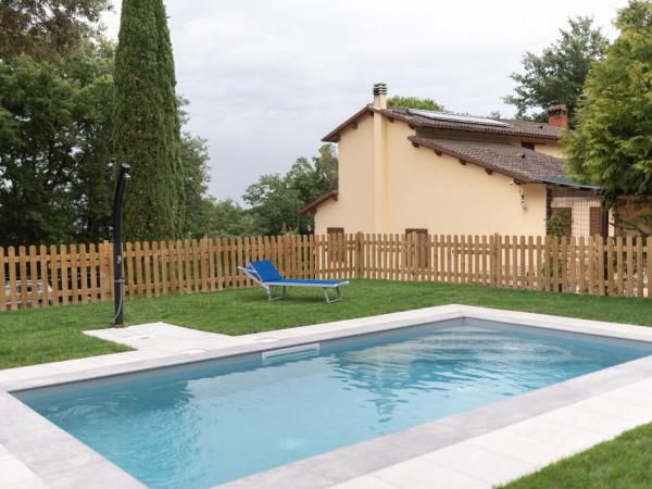 På billedet ses objektet Holiday Home Villa Le Pine by Interhome beliggende i byen Galbino.