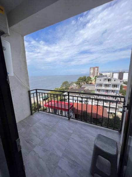 Na zdjęciu widoczny jest obiekt Апартамент от Ольги położony w mieście Kobuleti.