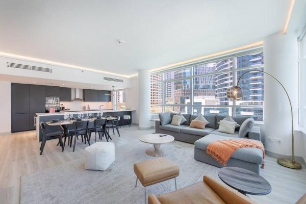 På billedet ses objektet Astonishing 3BDR in the heart of Dubai Marina beliggende i byen Dubai.