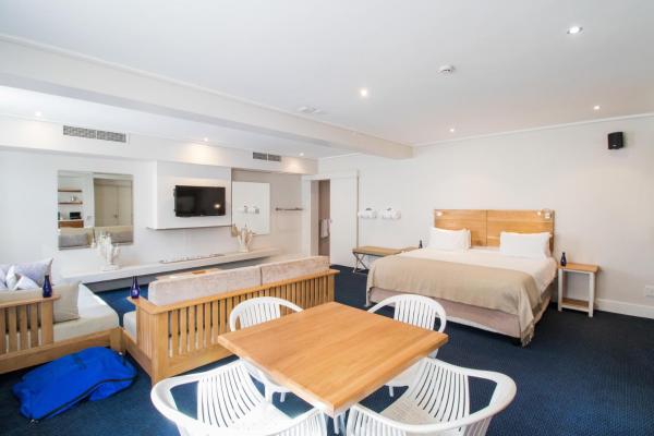 Auf dem Foto ist das Objekt Harbour House Hotel - Adventure Pads in der Stadt Hermanus zu sehen.
