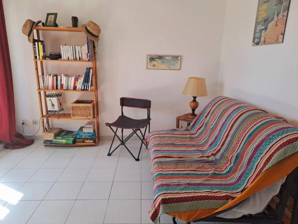 A la foto es mostra l'objecte Coeur de Corniche situat a la ciutat de Sète.