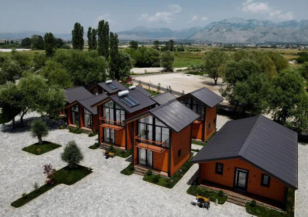 A la foto es mostra l'objecte Hysaj Agroturizëm situat a la ciutat de Shkodër.