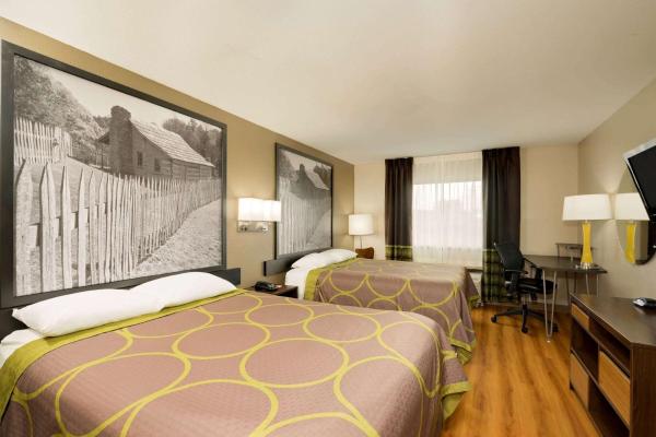 Foto 9: Super 8 by Wyndham Lexington Hamburg Area