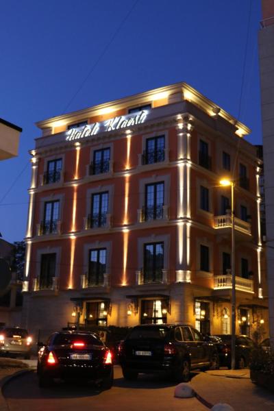 Kuvassa näkyy kohde Hotel Kloest, joka sijaitsee kaupungissa Durrës.