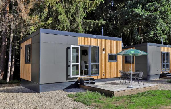 Na zdjęciu widoczny jest obiekt Tiny Haus 07 Am Brombachsee położony w mieście Pleinfeld.