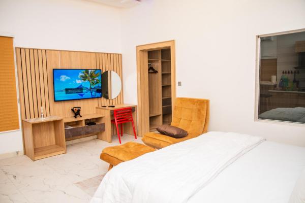 På billedet ses objektet Alder studio Apt+Gym+Snooker board. Rhodabode Nile beliggende i byen Abuja.