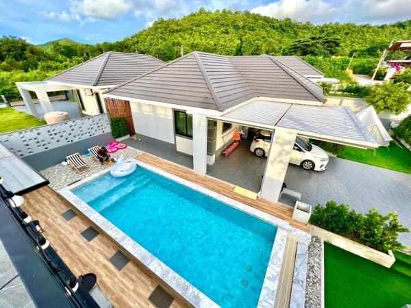 Nella foto è visibile l'oggetto Chill at Hill Pool Villa Sattahip situato nella città di Ban Tao Than.