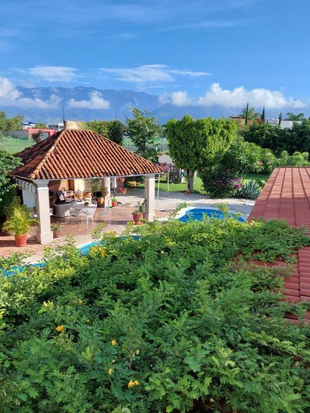 A la foto es mostra l'objecte Casa Quinta Mar, Casa de campo en el Tule, Oaxaca. situat a la ciutat de Tlalixtac de Cabrera.
