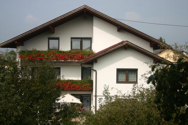 Auf dem Foto ist das Objekt Haus Stuttgart in der Stadt Mühlheim zu sehen.