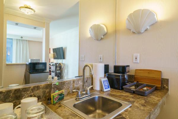 Studio Unit at the Royal Garden, in Waikiki ワイキキ・ロイヤルガーデンの写真7