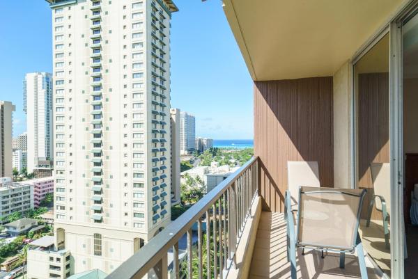 Studio Unit at the Royal Garden, in Waikiki ワイキキ・ロイヤルガーデンの写真2