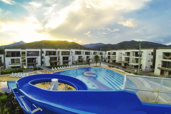 A la foto es mostra l'objecte Apartamento vista piscina principal situat a la ciutat de Santa Fe de Antioquia.