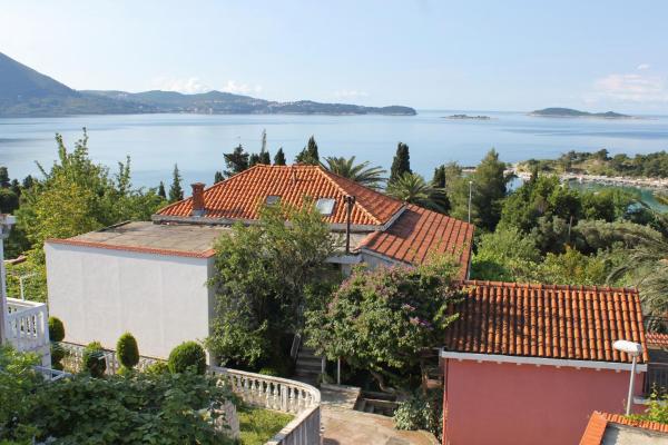 A la foto es mostra l'objecte Apartments with a parking space Mlini, Dubrovnik - 9018 situat a la ciutat de Mlini.