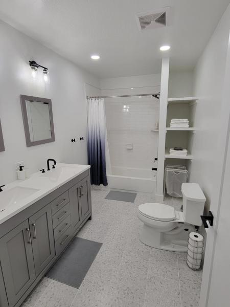 Spacious & Modern Apartment, close to Universities and Mountainsの写真6