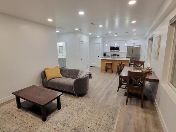 Spacious & Modern Apartment, close to Universities and Mountainsの写真4