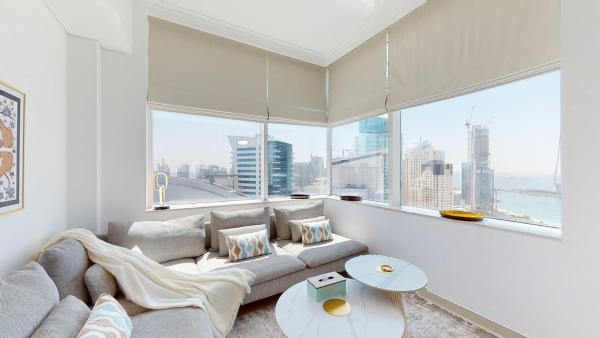 Na fotografii je vidět objekt BR Luxe 1 BDR Apartment w/ Balcony & Sea Views nacházející se ve městě Dubaj.