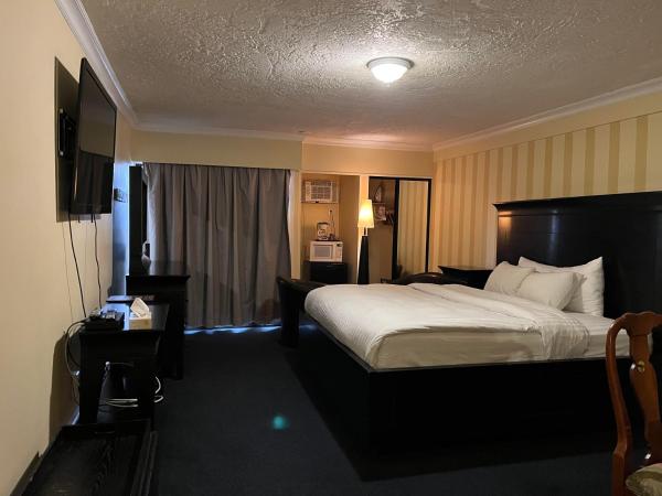 På billedet ses objektet Island Travel Inn beliggende i byen Victoria.